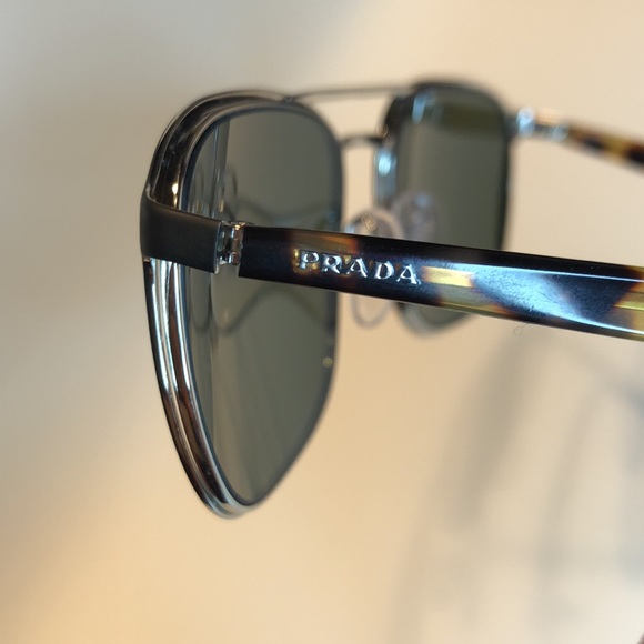 Prada SPR75V sunglasses - Picture 8 of 8
